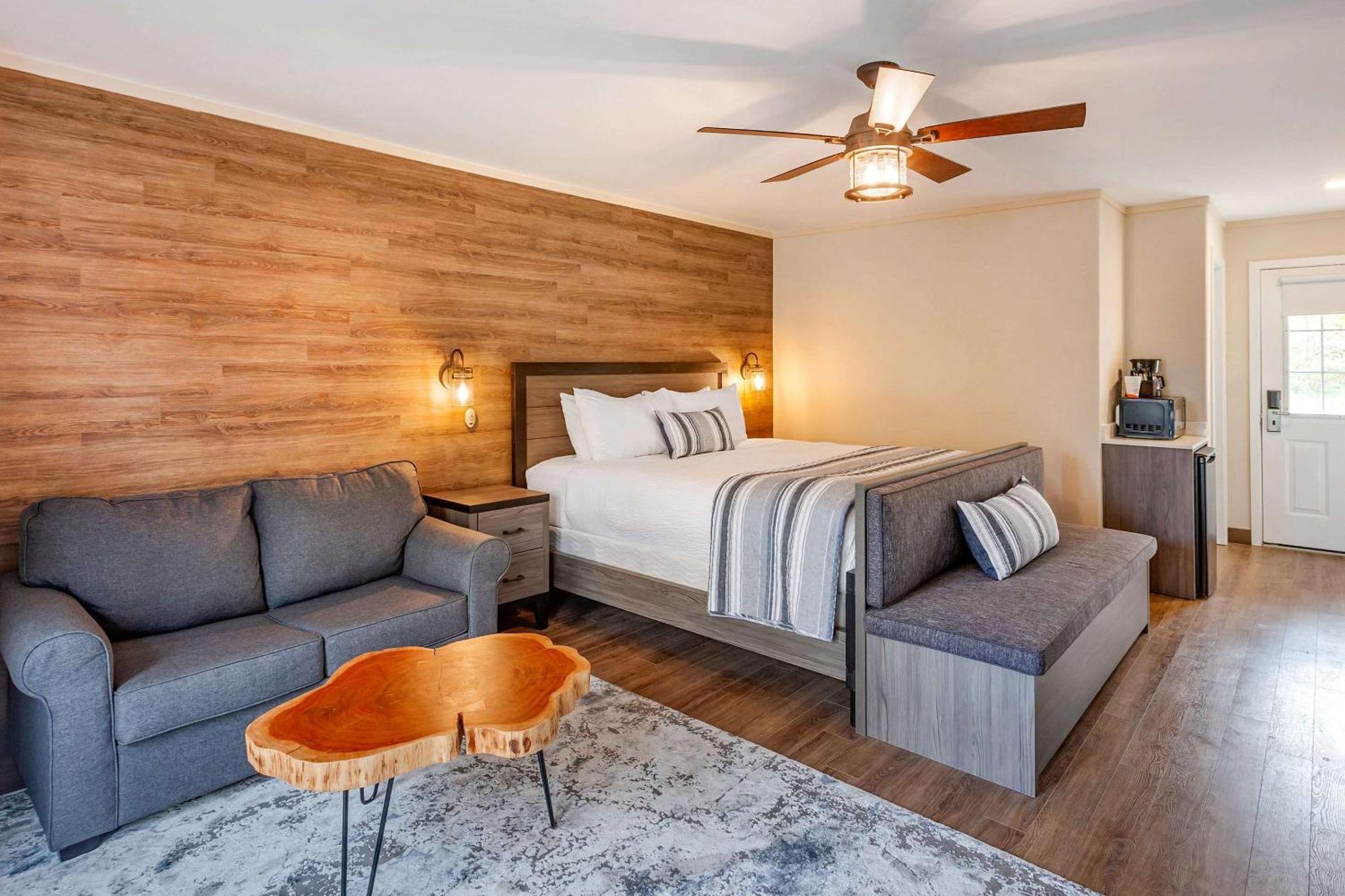 Bayview Wildwood Resort, Ascend Hotel Collection Severn Εξωτερικό φωτογραφία