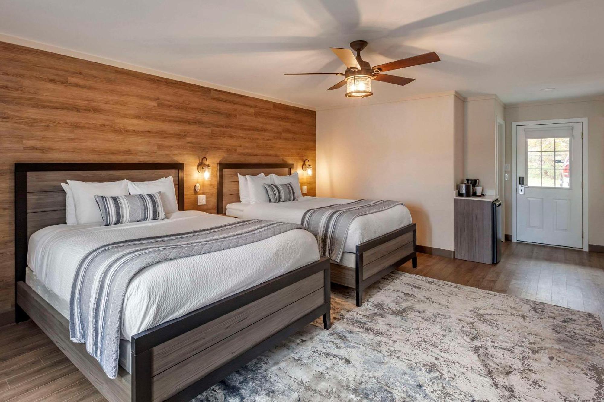 Bayview Wildwood Resort, Ascend Hotel Collection Severn Εξωτερικό φωτογραφία